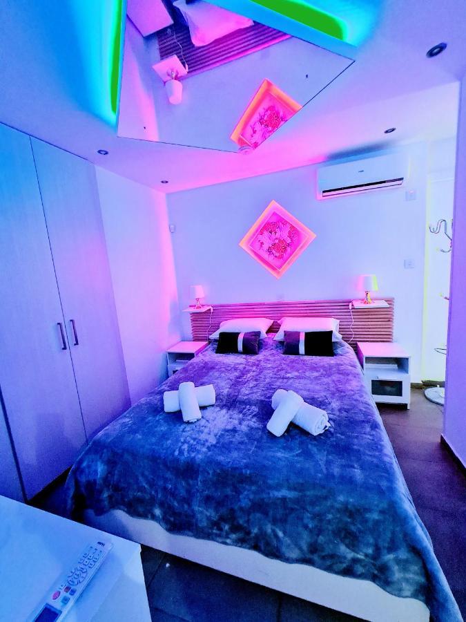 Hidden Lights Deluxe Apartment Ayia Napa Esterno foto