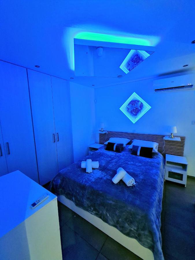 Hidden Lights Deluxe Apartment Ayia Napa Esterno foto