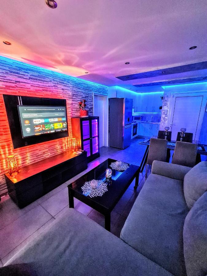 Hidden Lights Deluxe Apartment Ayia Napa Esterno foto